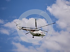 movement of goods in the mountains by helicopter