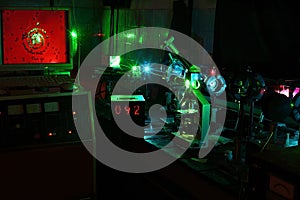 Movement of microparticles by laser in lab