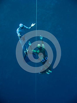 Moving out from the depth of Blue Hole