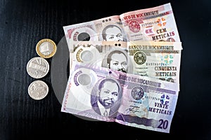 Mozambican metical - banknotes and coins from Mozambique