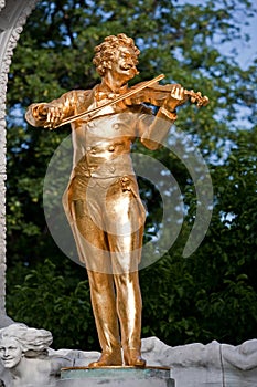 Mozart statue