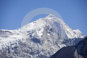 Mt Makalu