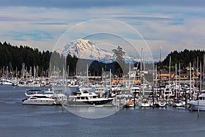 Mt.Rainier Cloudy Sky Gig Harbor