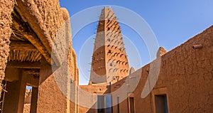 Mud houses and mosque in the Agadez village of Niger