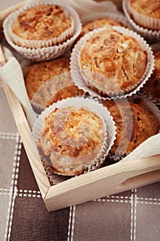 Muffins with ham and cheese