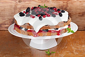 Mulberry and red currant cake with whipped cream