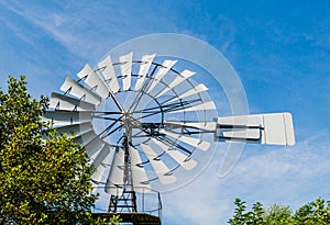 Multi-bladed wind pump from close photo