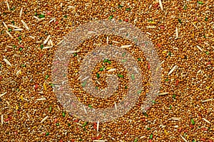 Multi-coloured grain