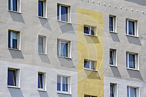 Multi-storey apartment building, its facade detail