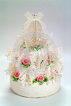 Multi tiered wedding cake