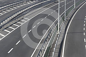 Multiband asphalt track removed from bridge