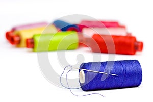 Multicolor yarn bobbins