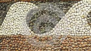 Multicolored gravel ground