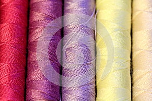Multicolored sewing threads
