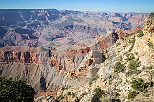 Multicoloured rocks with dozens of layers in Grand Canyon