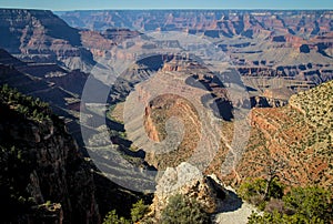 Multicoloured rocks with dozens of layers in Grand Canyon