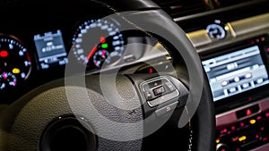 Multifunction steering wheel