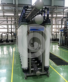 Multilayer water filter tank for drinking water production