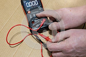 Multimeter-electronic measuring device for measuring current, voltage, electricity resistance, temperature