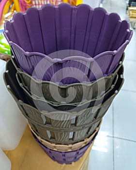 Multipurpose round plastic baskets fruit and vegtable,empty colorful kitcken design photo