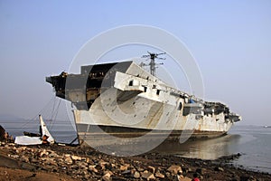 Mumbai/India - 23/11/14 - INS Vikrant beached in Darukhana Ship Breaking Yard