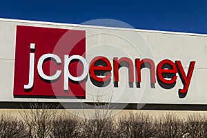 Muncie - Circa March 2017: JC Penney Retail Mall Location. JCP is an Apparel and Home Furnishing Retailer VII