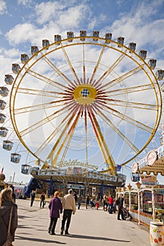 Munich, FrÃÂ¼hlingsfest, the wheel