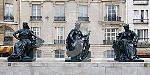 Musee d'Orsay Museum Outside Statues