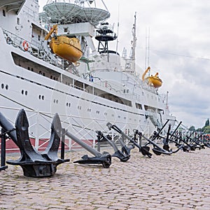 Museum of the World Ocean. Exposition of ship anchors near the space communications research ship COSMONAVT VIKTOR PATSAEV