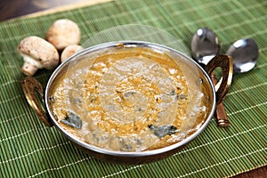 mushroom gravy, kukurmutta salan, kalan kulambu. Ciulama. coulibiac with mushrooms.cream of mushroom soup.cream soup mushrooms.