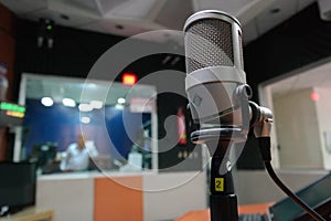 Music background singing so ng with mic