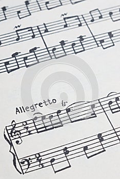 Music notes with allegretto