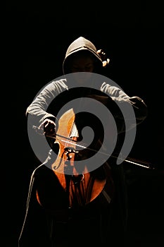 The musician with a violoncello