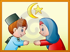 Muslim couple kid will do handshake to apologize for each other