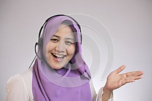 Muslim Lady Call Center Operator