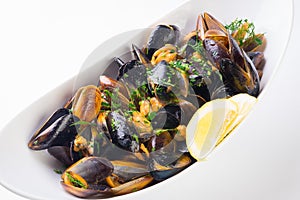 Mussels black wuth sause