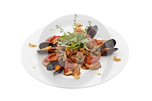 Mussels with chicken and baked tomatoes