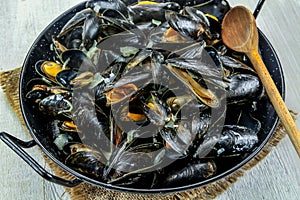 Mussels cooked