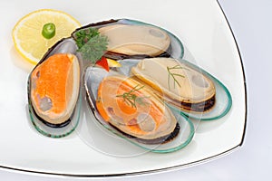 Mussels with shell