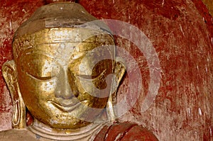 Myanmar, Bagan: Statue in Dhammayangyi Temple