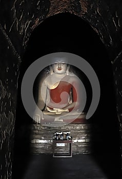 Myanmar Budda