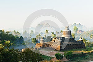 Myanmar (Burma), Mrauk U - Dukkanthein Paya