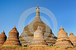 Myanmar (Burma), Mrauk U - Ratanabon Paya photo