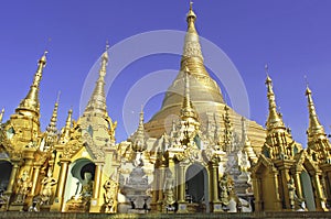 Myanmar, Yangon: Shwedagon pagoda photo