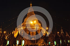 Myanmar Yangon : Shwedagon Pagoda