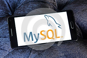MySQL open source web application logo