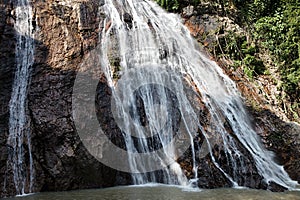 Na Muang waterfall