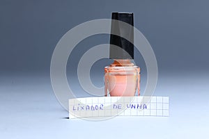 Nail polish in Portuguese as `Lixador De Unha` photo