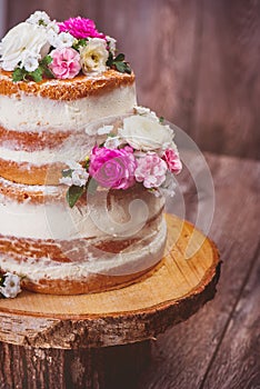 Naked cake shot closeup