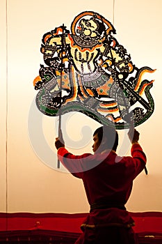 Nangyai performed at Wat Khanon